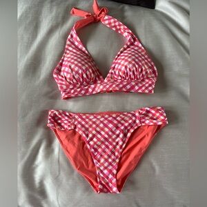 Tommy Bahama Reversible Bikini!! Full coverage bottoms. So cute on!